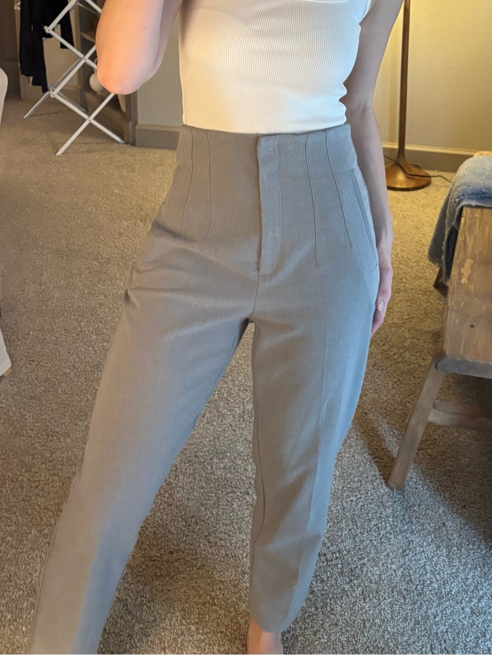 High-Waist Tailored Women's Pants in Grey